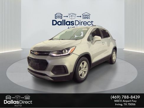 Used 2020 Chevrolet Trax LT w/ LT Convenience Package image 5
