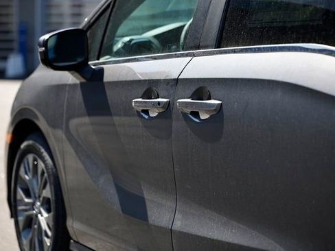 New 2026 Honda Odyssey Touring image 11