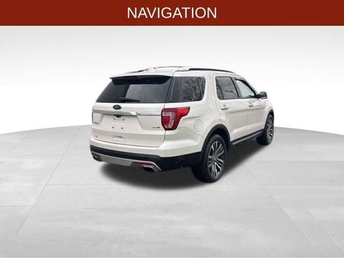 Used 2017 Ford Explorer Platinum AWD/4WD image 7