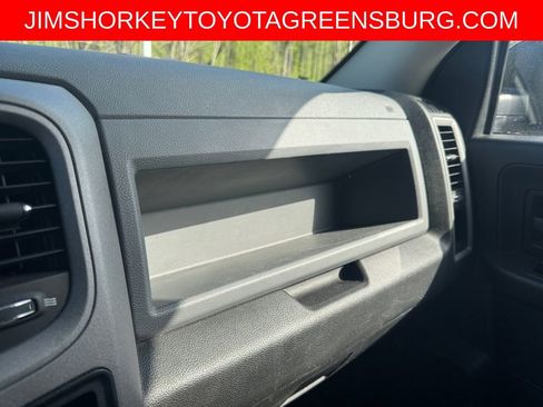 Used 2015 RAM 1500 Express AWD/4WD image 31