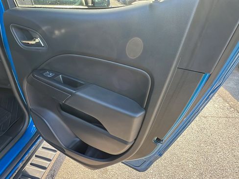 Used 2022 Chevrolet Colorado LT w/ LT Convenience Package image 20