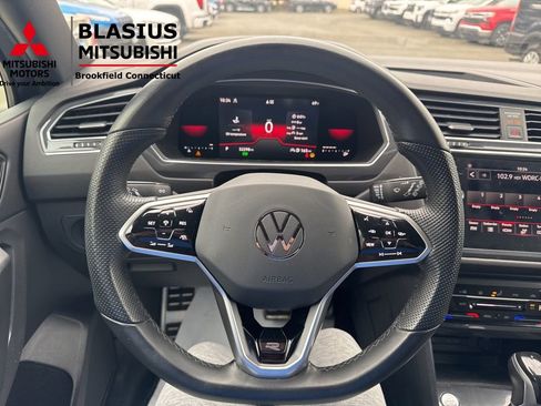 Used 2023 Volkswagen Tiguan SE R-Line AWD/4WD image 28