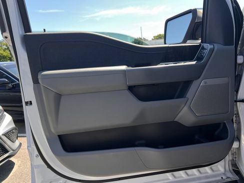 Used 2022 Ford F150 Lariat AWD/4WD image 10