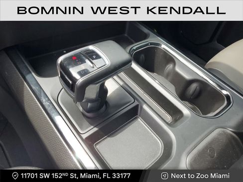 Used 2024 Chevrolet Silverado 1500 ZR2 w/ Technology Package image 28