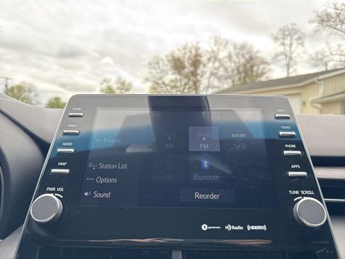Used 2022 Toyota Avalon XLE FWD image 52