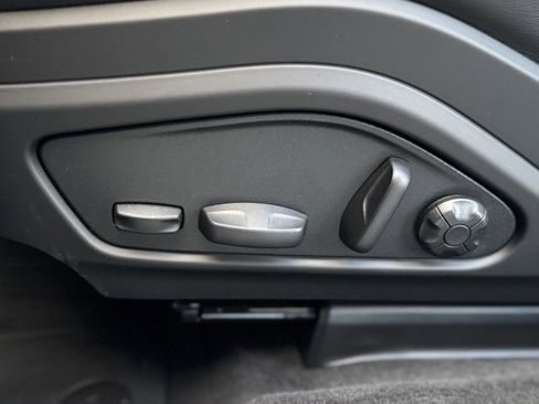 New 2026 Porsche Panamera 4 image 16