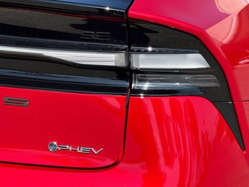 New 2026 Toyota Prius Plug-In Hybrid image 30