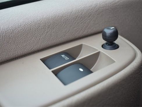 New 2025 Chevrolet Express 2500 Work Van image 18