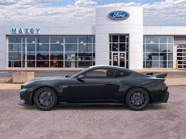 New 2026 Ford Mustang Dark Horse SC w/ Carbon Fiber Exterior Package RWD image 3