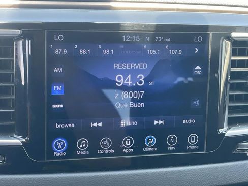 Used 2017 Chrysler Pacifica Touring-L Plus FWD image 12