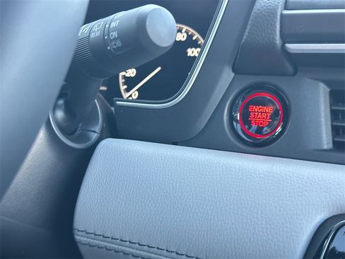 New 2025 Honda Pilot Touring image 31