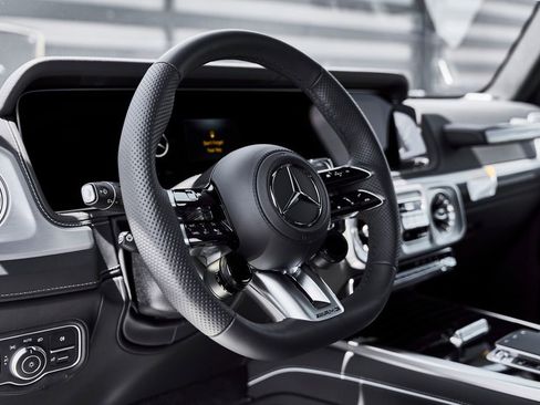 Used 2026 Mercedes-Benz G 63 AMG 4MATIC image 40