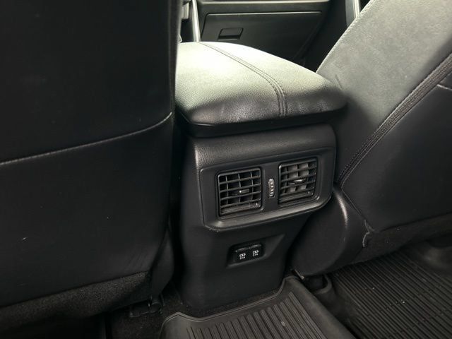 Used 2019 Toyota RAV4 XLE Premium w/ Cold Weather Package AWD/4WD image 23