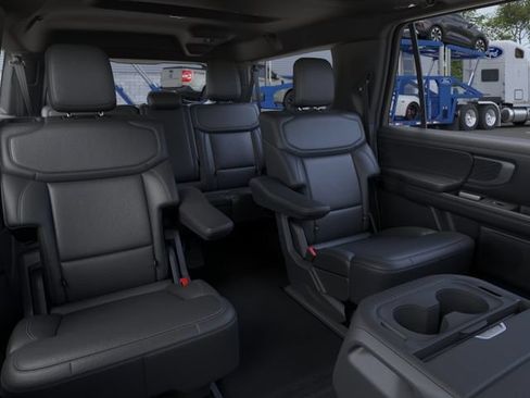 New 2026 Ford Expedition Max Platinum w/ Stealth Appearance Package AWD/4WD image 13