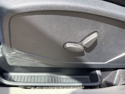 Used 2022 Ford Transit Connect Titanium FWD image 26