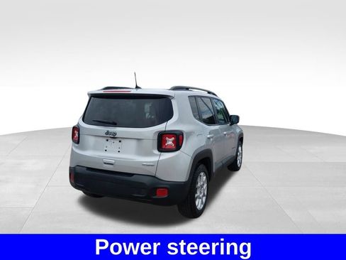 Used 2021 Jeep Renegade Latitude FWD image 11
