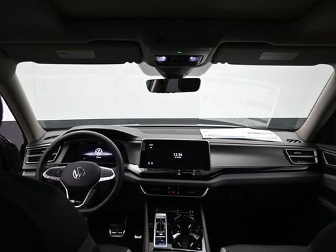 New 2026 Volkswagen Atlas Peak Edition AWD/4WD image 10