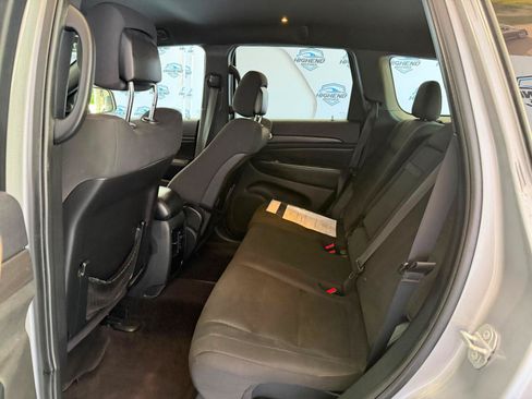 Used 2016 Jeep Grand Cherokee Laredo RWD image 19