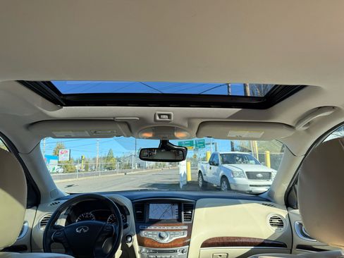 Used 2019 INFINITI QX60 Luxe w/ Sensory Package image 28