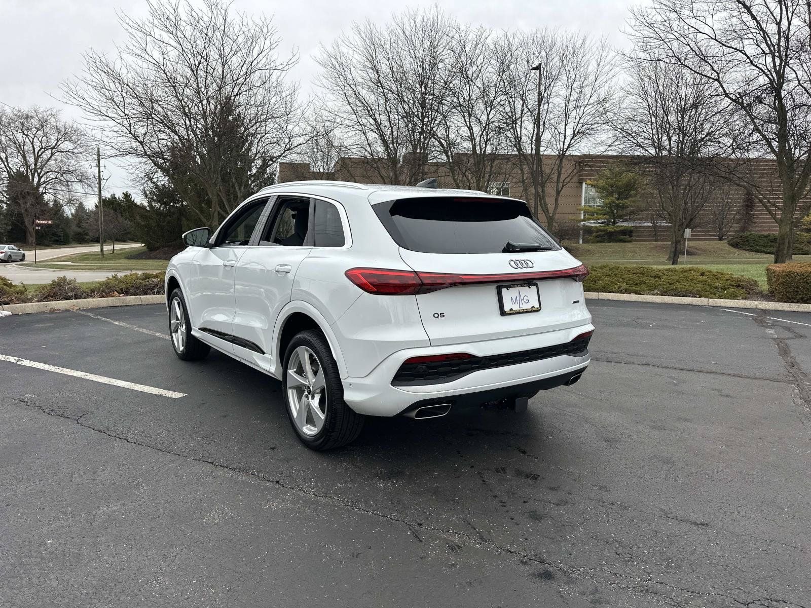 Used 2025 Audi Q5 Premium Plus AWD/4WD image 5