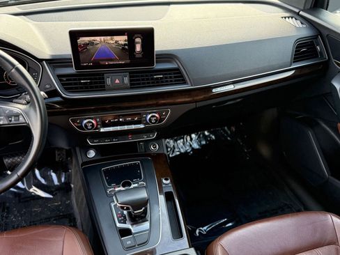 Used 2018 Audi Q5 2.0T Premium Plus w/ Premium Plus Package image 27