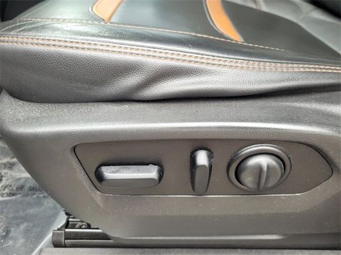 Used 2020 GMC Sierra 1500 AT4 w/ AT4 Premium Package image 6