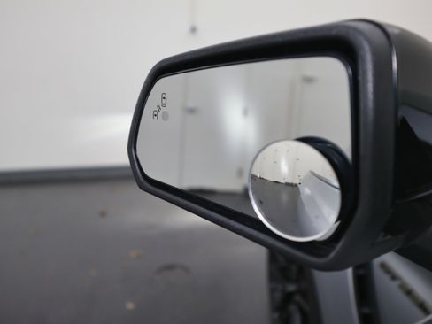 Used 2020 Ford Mustang Shelby GT350 w/ Technology Package image 27