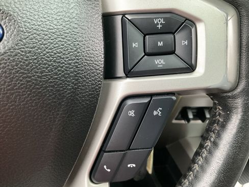 Used 2018 Ford F350 Lariat w/ FX4 Off-Road Package AWD/4WD image 33