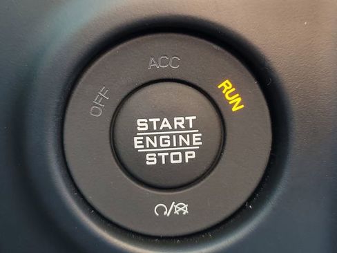 Used 2023 Jeep Wrangler Sport AWD/4WD image 27