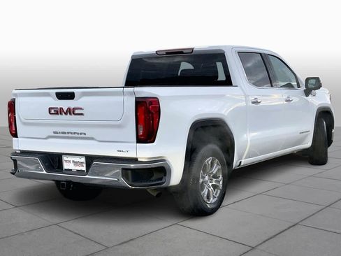 Used 2024 GMC Sierra 1500 SLT image 12