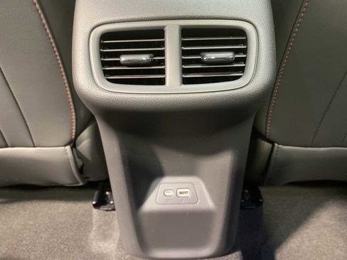 Used 2022 Buick Envision Essence w/ Sport Touring Package image 24