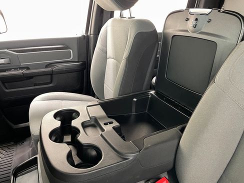 Used 2022 RAM 3500 Big Horn image 30