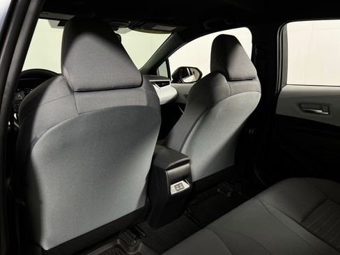 Certified 2025 Toyota Corolla SE image 20