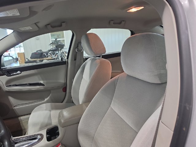 Used 2015 Chevrolet Impala Limited LS FWD image 14