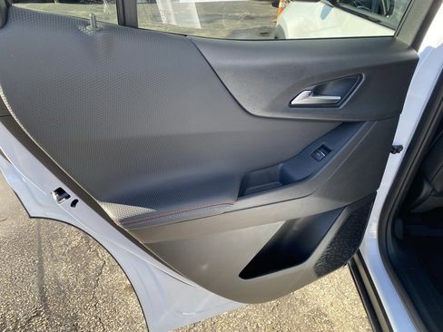 New 2026 Chevrolet Equinox RS image 23