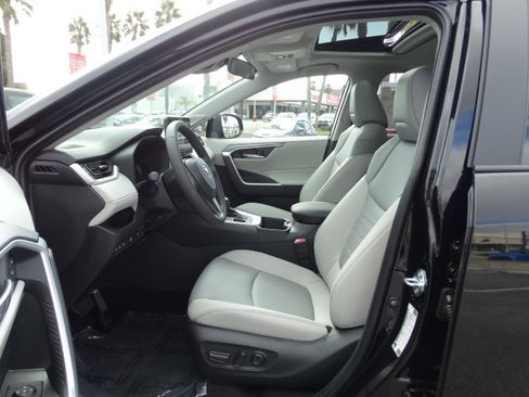 New 2025 Toyota RAV4 XLE Premium image 10