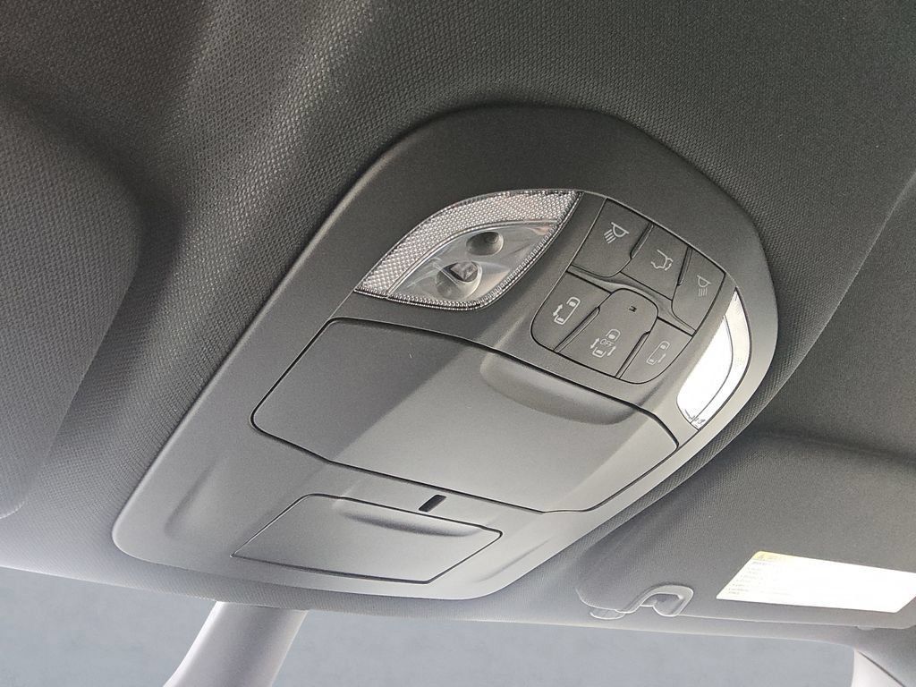 New 2027 Chrysler Pacifica Select w/ Family Tech Group FWD image 31