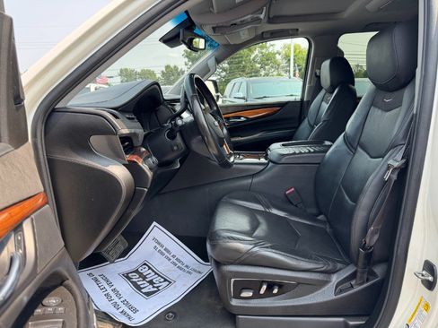 Used 2015 Cadillac Escalade Premium AWD/4WD image 15