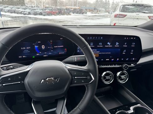 Used 2025 Chevrolet Blazer EV LT image 25