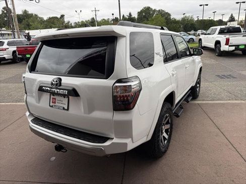 Certified 2023 Toyota 4Runner TRD Off-Road Premium w/ Moonroof Package AWD/4WD image 8