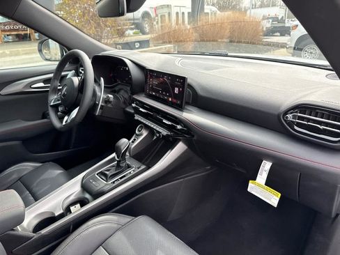 Used 2024 Dodge Hornet R/T Plus image 32