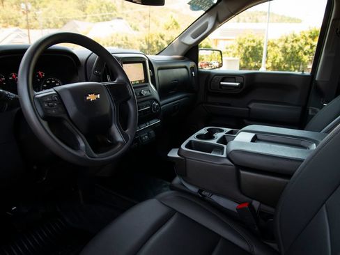 Used 2026 Chevrolet Silverado 1500 W/T w/ WT Value Package AWD/4WD image 12