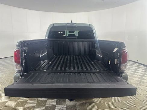 Used 2023 Toyota Tacoma TRD Sport AWD/4WD image 9