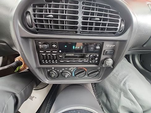 Used 2001 Plymouth Prowler image 21