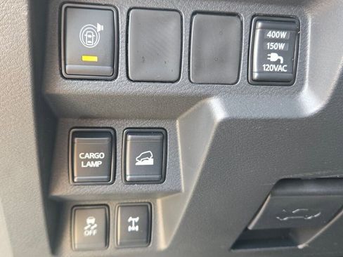 Used 2025 Nissan Frontier PRO-4X w/ Pro Premium Package AWD/4WD image 27