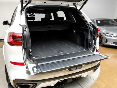 Used 2023 BMW X5 sDrive40i w/ Executive Package image 57