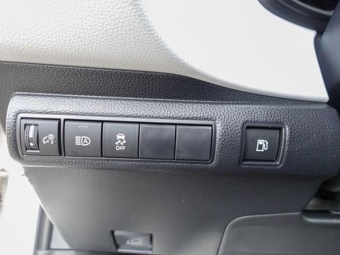 Used 2026 Toyota Corolla SE image 17