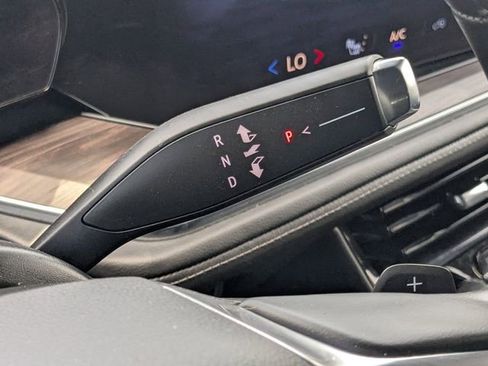 Used 2025 Chevrolet Tahoe LT image 28