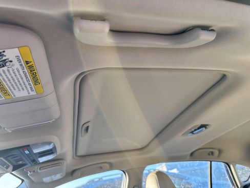 Used 2017 Subaru Impreza 2.0i Limited w/ Moonroof/BSD & Rcta/Eyesight image 11