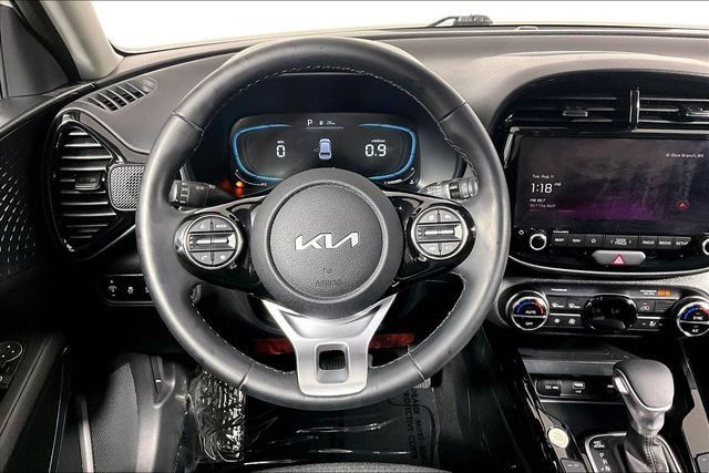 Used 2025 Kia Soul EX FWD image 6